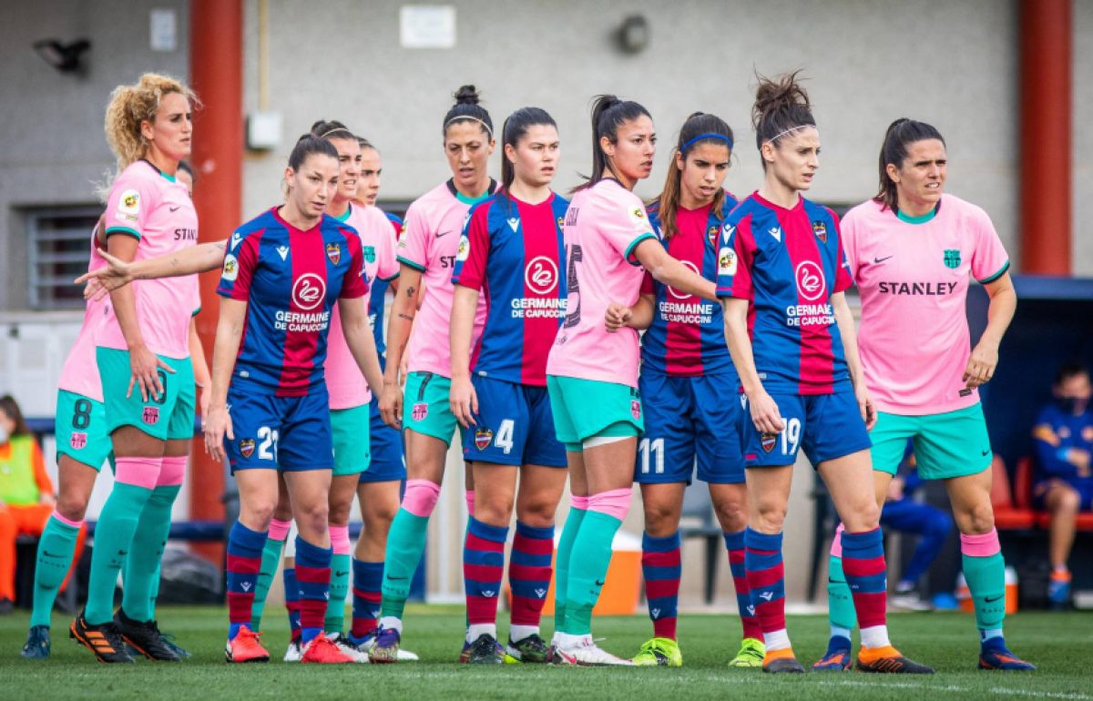 J-6 (aplazada)/ Liga Iberdrola: El Levante UD Femenino planta cara ante un FC Barcelona imparable